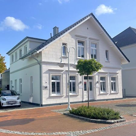 Stilvoll Wohnen In Der Kaiserlichen Post Westerstede Extérieur photo